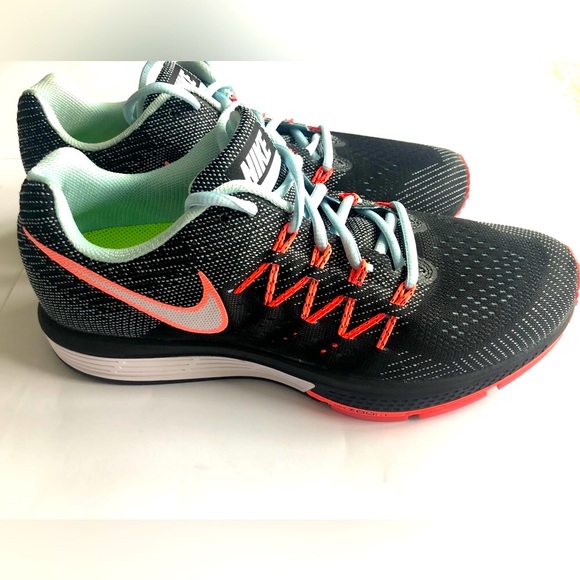 Nike Running Neutral Ride Responsive Zoom Coral & Black Shoes NWOT Women… - Picture 1 of 7